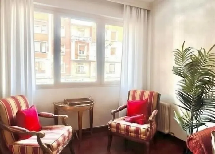 Apartament Lasuiza *